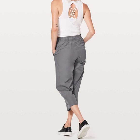 NWOT Lululemon Next Move Crop *23" in Nebula 10 - Picture 2 of 3